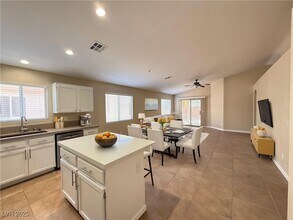 4905 Athens Bay Pl in North Las Vegas, NV - Building Photo - Building Photo