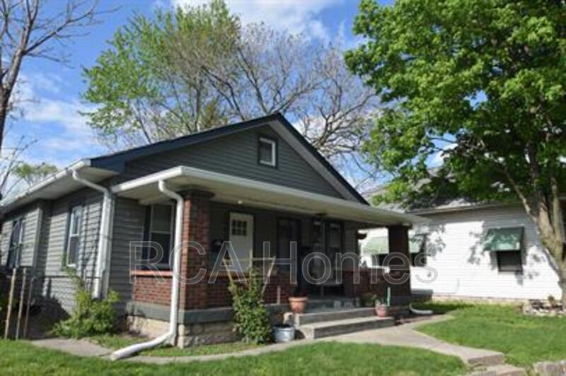 2006 Southeastern Ave in Indianapolis, IN - Building Photo