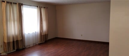 206 Stuart Dr in Spencer, OH - Building Photo - Building Photo