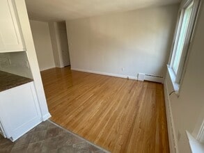 70 Blake St in Barrie, ON - Building Photo - Building Photo
