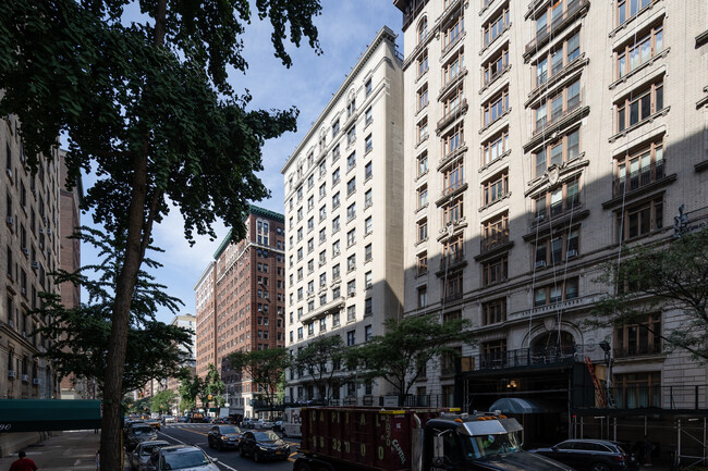 885 West End Ave in New York, NY - Foto de edificio - Building Photo