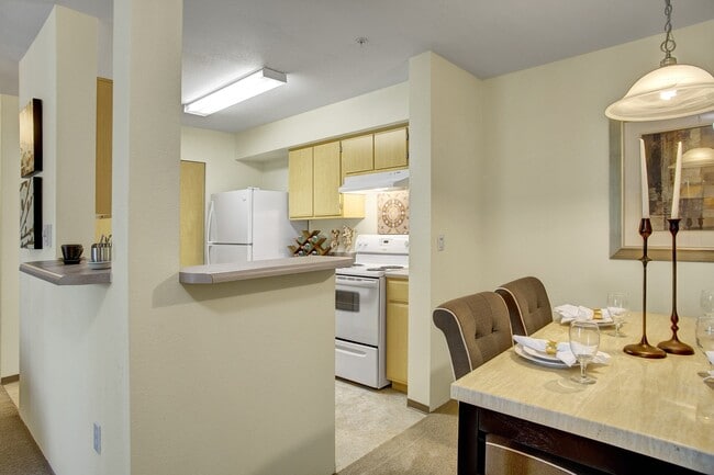 Allegro in Covington, WA - Building Photo - Building Photo