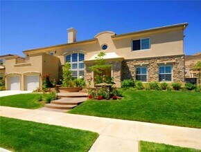 18549 Clydesdale Rd in Los Angeles, CA - Building Photo - Building Photo