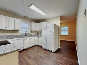 6112 Glenridge Ct in Kernersville, NC - Building Photo - Building Photo