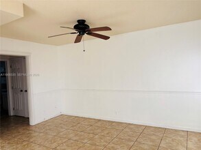 22 SE 3rd Terrace in Dania Beach, FL - Building Photo - Building Photo