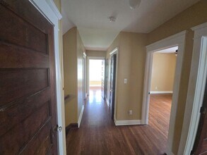 1020 Quindaro Blvd in Kansas City, KS - Building Photo - Building Photo