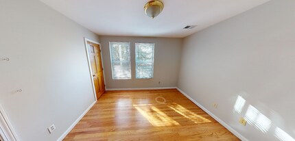 344 Putnam Ave, Unit 2 in Cambridge, MA - Foto de edificio - Building Photo