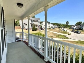 284 Briarwood Pl in Sanford, NC - Building Photo - Building Photo