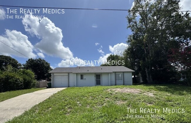 property at 2144 E Parkton Dr