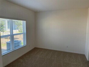 1825 Ross Hammock Ave, Unit 531 in Groveland, FL - Building Photo - Building Photo