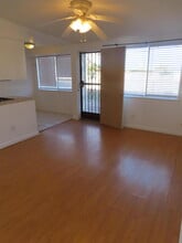 10052 Kenworthy St in El Paso, TX - Building Photo - Building Photo