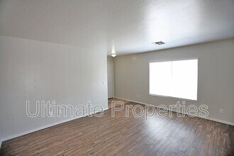 12203 W Windrose Dr in El Mirage, AZ - Building Photo - Building Photo