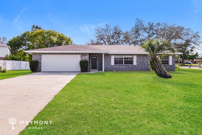 property at 1985 Montfort Ln