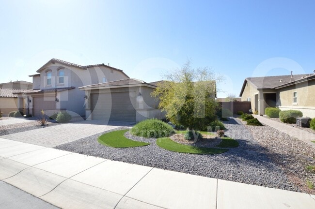 property at 41582 N Willow Ct