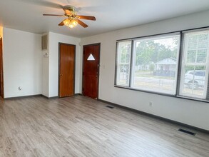 1307 Tabb Ave in Hopewell, VA - Building Photo - Building Photo