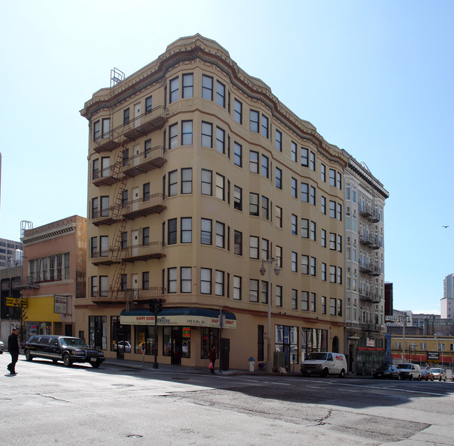 Taylor Suites in San Francisco, CA - Building Photo - Building Photo