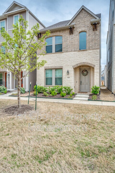 4417 Ward St in North Richland Hills, TX - Building Photo