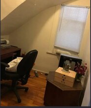 1320 W Schubert Ave, Unit 1 in Chicago, IL - Building Photo - Building Photo