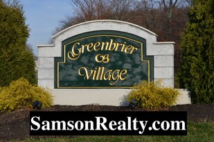 201 Forsythe Cir in Seekonk, MA - Building Photo