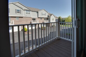 2624 Dunraven Ave in Naperville, IL - Building Photo - Building Photo