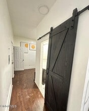 51 Elm St in Albany, NY - Foto de edificio - Building Photo