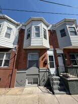 2059 Mercy St in Philadelphia, PA - Building Photo