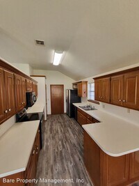 1309 Newbury Dr photo'