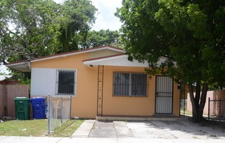 2622 SW 32nd Ave in Miami, FL - Foto de edificio - Building Photo