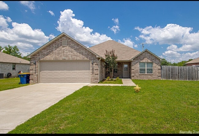 property at 2425 Lancashire Ln