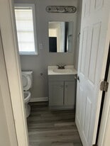 208 Cloverleaf Dr in Athens, AL - Building Photo