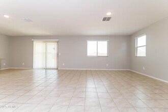 8579 S 253rd Ave in Buckeye, AZ - Building Photo - Building Photo