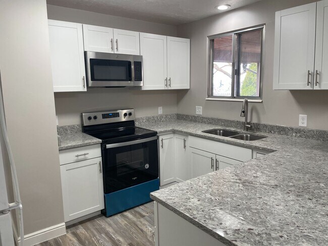 1883 N 1400 W in Layton, UT - Building Photo - Building Photo