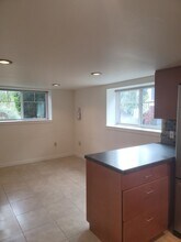 400 NW 45th St in Seattle, WA - Building Photo - Building Photo
