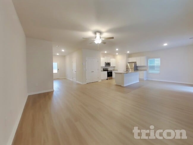 6432 Lowe Ln in Charlotte, NC - Building Photo - Building Photo