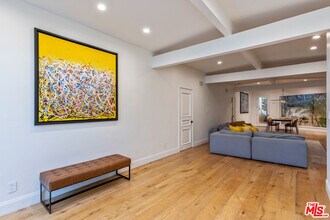 7473 Mulholland Dr in Los Angeles, CA - Building Photo - Building Photo