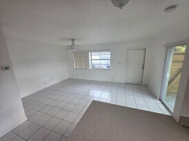 3103 NW 3rd Ave in Pompano Beach, FL - Building Photo