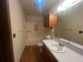 1208 Bloomingdale Rd in Kingsport, TN - Building Photo - Building Photo