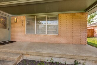 401 Daisy Dr in Allen, TX - Foto de edificio - Building Photo