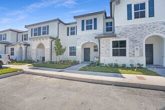 16270 SW 291st St in Homestead, FL - Building Photo - Building Photo
