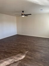 1750 Milo Ave in Redding, CA - Building Photo - Building Photo