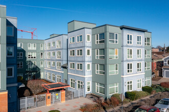 Rose Street Apartments in Seattle, WA - Foto de edificio - Building Photo