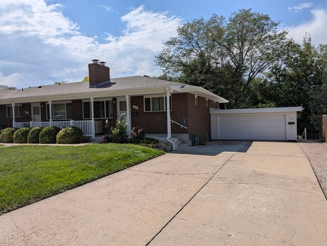 2143 19th Avenue in Greeley, CO - Foto de edificio - Building Photo