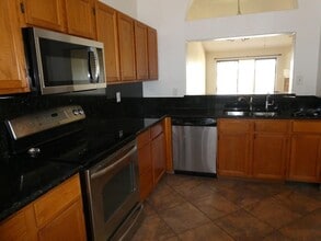 8553 W Sierra Vista Dr in Glendale, AZ - Building Photo - Building Photo