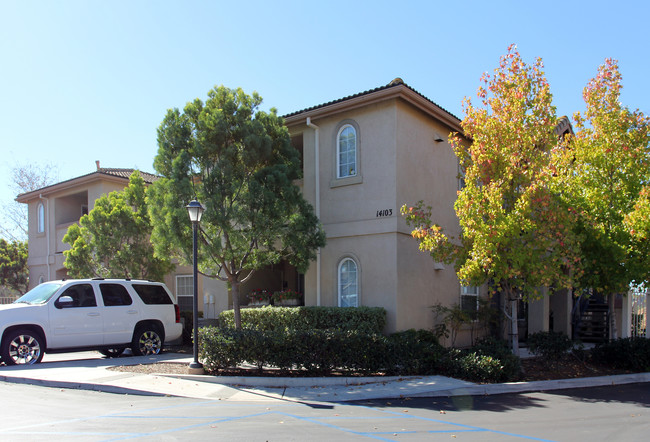 Derby Terrace in San Diego, CA - Foto de edificio - Building Photo