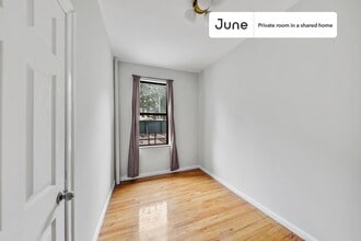 Room in Shared 3 bed/1 bath home, Unit C in New York, NY - Foto de edificio - Building Photo