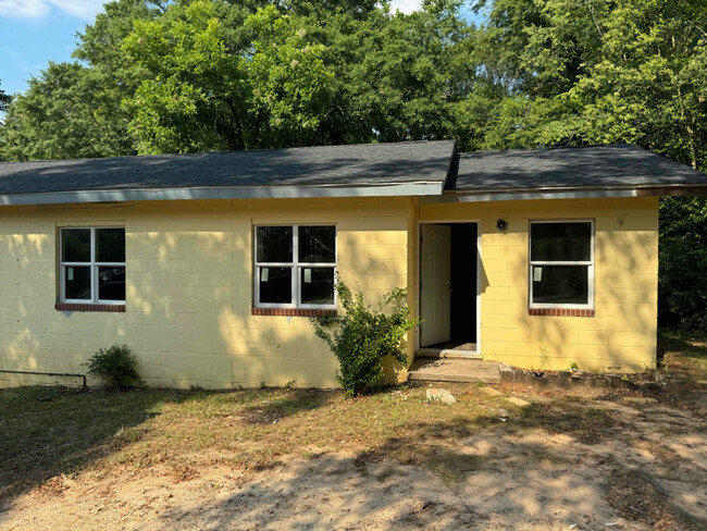 property at 1240 Redding Rd