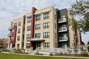 The Hudson in Madison, WI - Building Photo