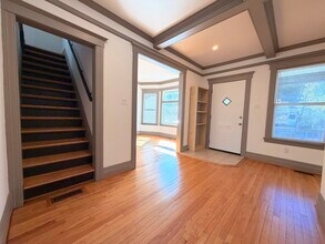 2426 Beals St in Detroit, MI - Building Photo - Building Photo