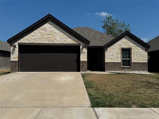 8805 Kiowa Dr in Greenville, TX - Building Photo