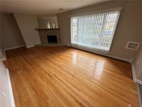 624 Ruth Ave in Dayton, OH - Foto de edificio - Building Photo